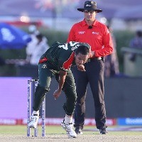 Bangladesh replace injured Saifuddin with Rubel Hossain