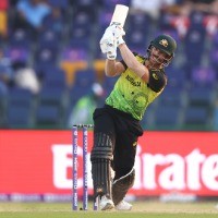 Rabada's hat-trick in vain; Warner's 89* powers Australia to a thumping win