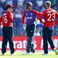 Livingstone's bowling abilities key for England, says Roy