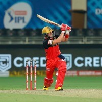 For an old man like me, I need to stay fresh as much as I can: AB de Villiers