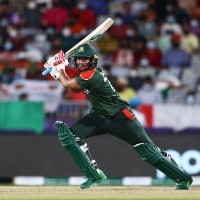 All-round Shakib keeps Bangladesh alive in T20 World Cup 2021