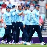 Joe Root, Eoin Morgan guide England home after Sam Curran's maiden fifer