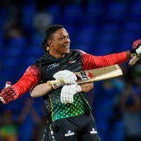 'Super Sheldon' smashes last ball six as Patriots make it 5/5