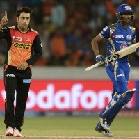Reports: Ahmedabad franchise to sign Hardik, Rashid and Gill