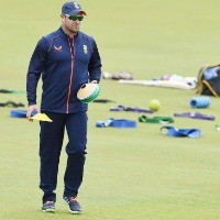 Under-pressure Boucher hails progress made by South African team