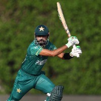 Pakistan announce truncated 12-man squad for India clash