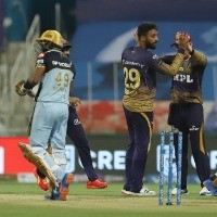 Chakravarthy, Russell power KKR to convincing victory over RCB