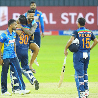 India's lower-order rob Sri Lanka of a victory