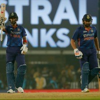 Rahul, Rohit help India pocket T20I series 2-0