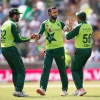 Amid the chaos, Pakistan search for winning formula