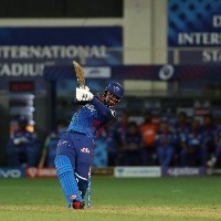 Hetmyer seals a crucial win for Delhi