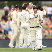 David Warner creates an unwanted Ashes record