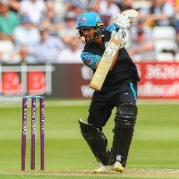 Brett D'Oliveira third generation to score Worcestershire one-day hundred