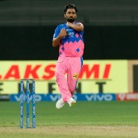 Rajasthan need good spinners for middle overs: Saba Karim