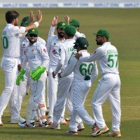 Afridi wreaks havoc after Taijul gives Bangladesh first-innings lead
