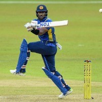 Fernando ton, spinners power Sri Lanka's narrow win over South Africa