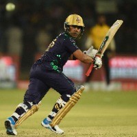 Umar Akmal apologies for not reporting spot-fixing approaches