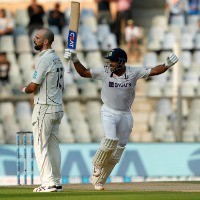 Confident Mayank makes statement as India bag opening day honours