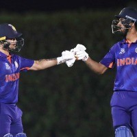 Fluent Rahul seals opening slot as India beat England by 7 wickets