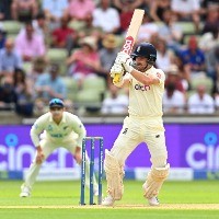 Burns, Lawrence stand tall to save England’s day