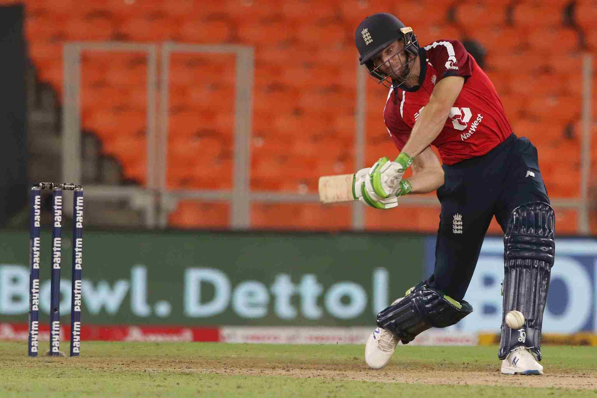 Buttler, bowlers steer England to 2-1 lead