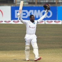 Mayers hits Test debut double hundred as West Indies defeat Bangladesh