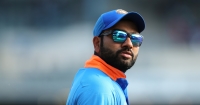 Rohit never succumbs to captaincy pressure, says Dinesh Lad