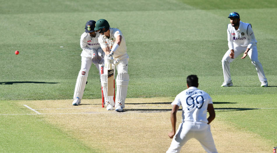 I've let Ashwin dictate terms, no spinner has done that to me before this: Smith