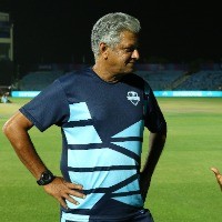 Raman, Powar, Maben among eight short-listed candidates for Women's head coach position