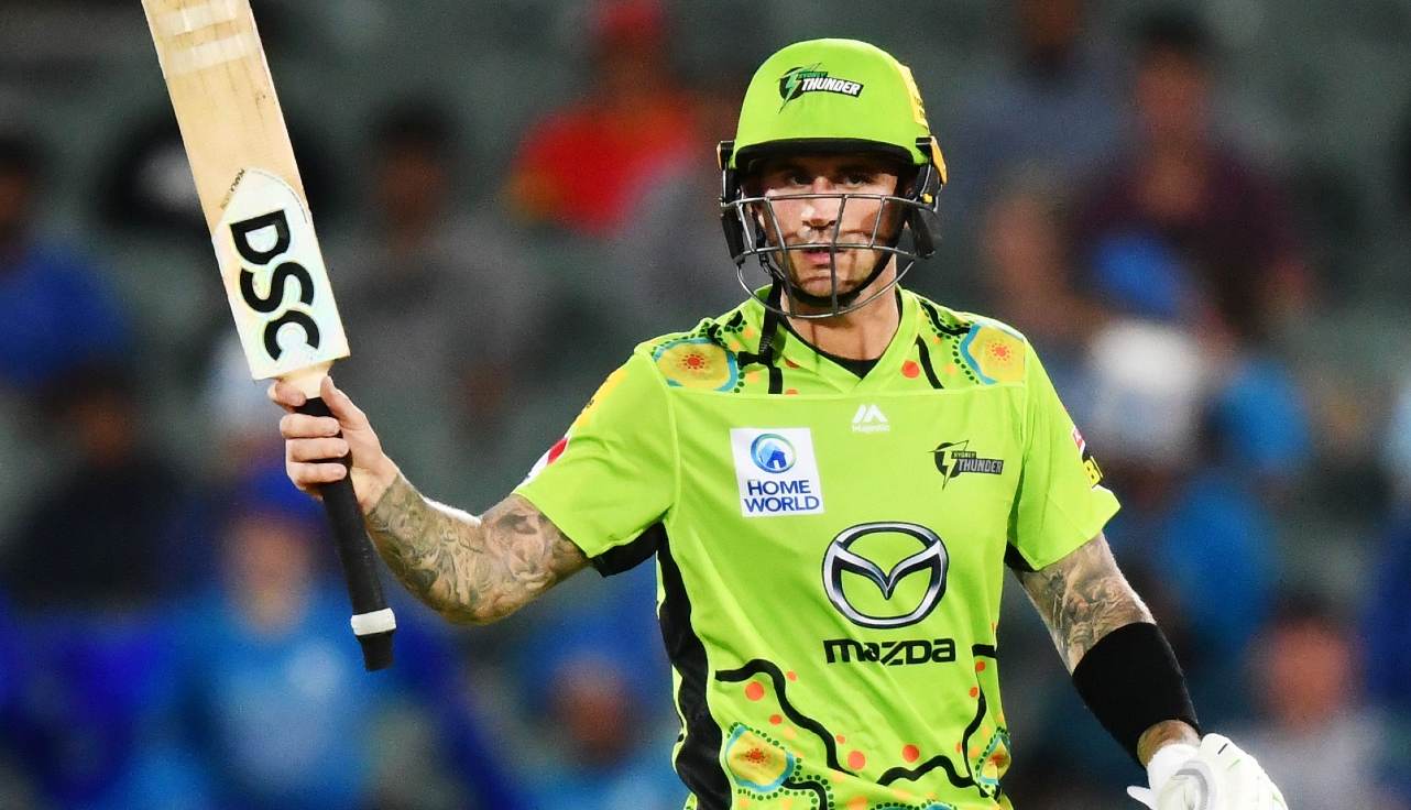 All-round Thunder thump Strikers to confirm finals berth