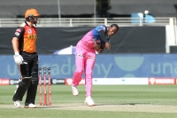 IPL 2020: Mid Season MVP and Final Four Qualification Probabilities