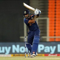 Suryakumar managed himself well when he wasn't getting India call-up: Zaheer