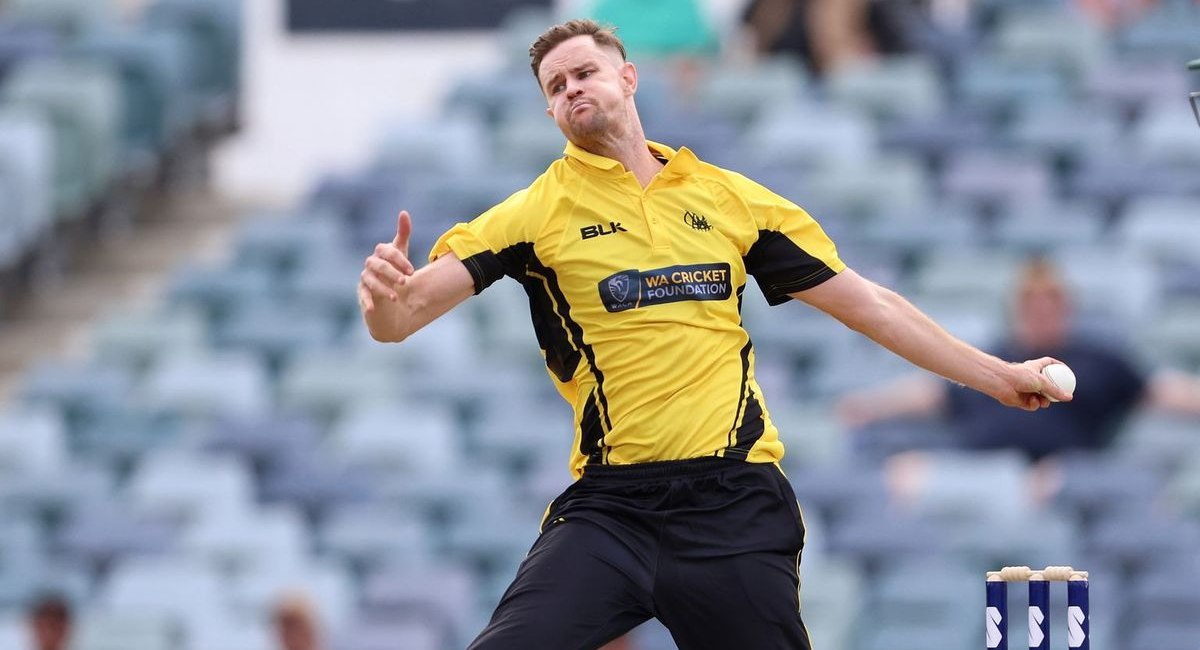 CSK sign Behrendorff as replacement for Hazlewood