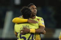 Bravo was not fit to bowl final over: Dhoni