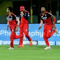 On heady Chennai night, IPL starts journey of lifting sagging spirits