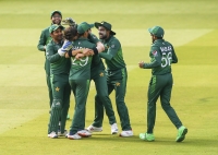 Despite COVID threat, PCB allows players to be joined by families for T20 meet
