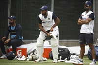 Rain washes out India's practice session at MCG on Sunday