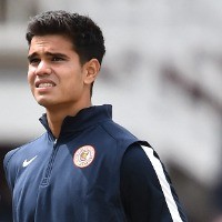 Farhan Akhtar bats for Arjun Tendulkar after IPL selection: Calling it nepotism cruel