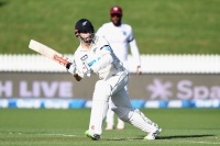 Williamson's bat puts New Zealand in charge on bowlers' strip
