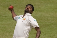 Vijay Sethupathi to play Muralitharan in biopic titled '800'