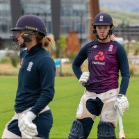 Sarah Glenn and Freya Davies released ahead of the women's Test against India