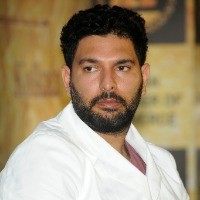 Yuvraj turns the clock back, smashes four consecutive sixes