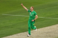 Stars triumph in Melbourne Derby, move up to third spot