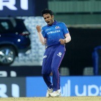 MI were 10-15 runs short of the par score, feels Jayant