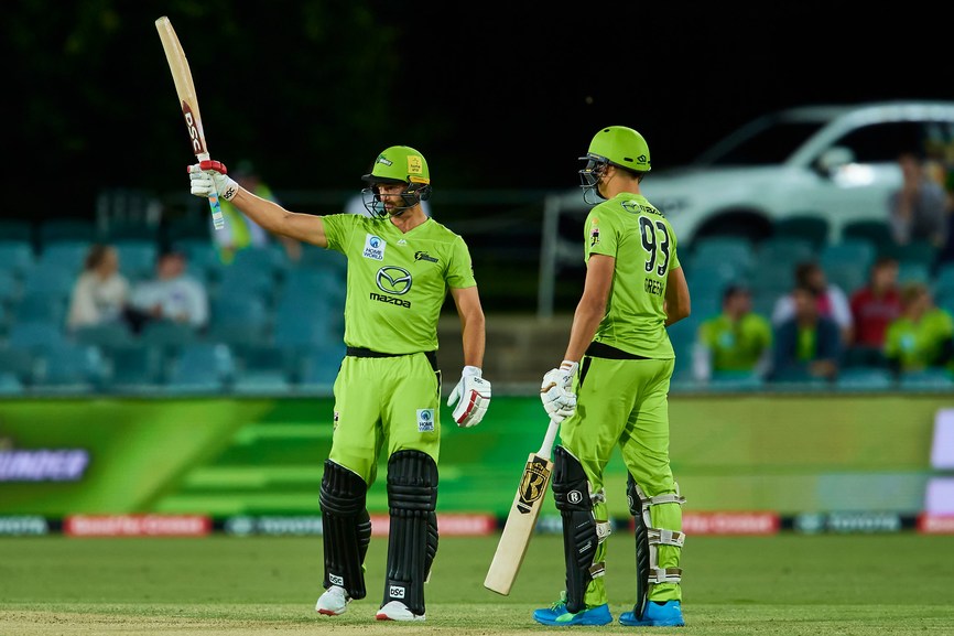 All-round Sams powers Sydney Thunder to first win of BBL 10