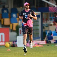 Andrew Tye leaves Rajasthan Royals camp because of "personal reasons"
