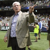 India have made outstanding contribution to Test cricket: Hadlee