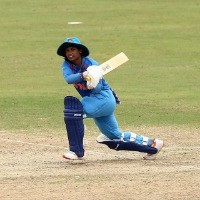 Mithali becomes first female cricketer from India to complete 10,000 international runs