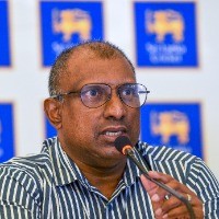 'Start winning games for the county rather than complaining,' de Silva to Sri Lanka players 