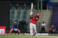 Gayle fined 10 per cent of match fee for flinging bat